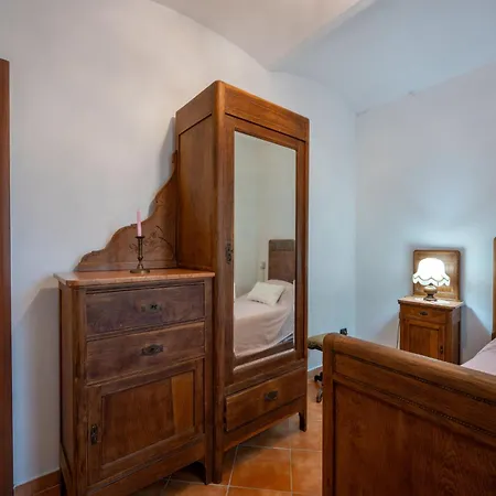 Casa Dei Nonni By Interhome Daire Cascine Pietra