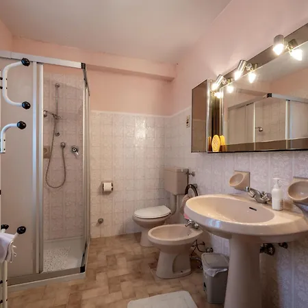 Casa Dei Nonni By Interhome Daire Cascine Pietra